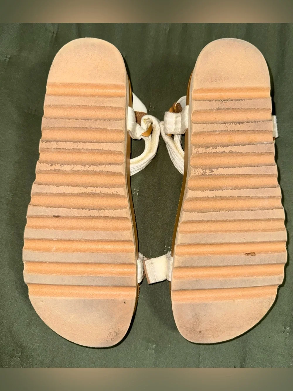 Reef White Strappy Platform Sandals with Tan Sole - Women size 11